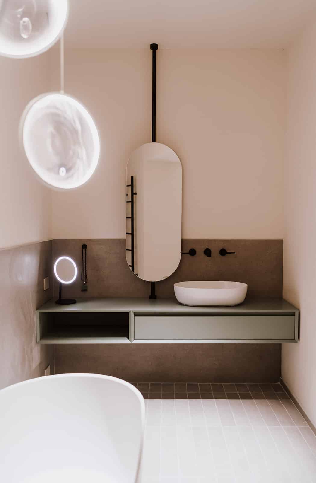 Immagine contenente lampade di design di un progetto o in vendita presso Casa delle lampadine