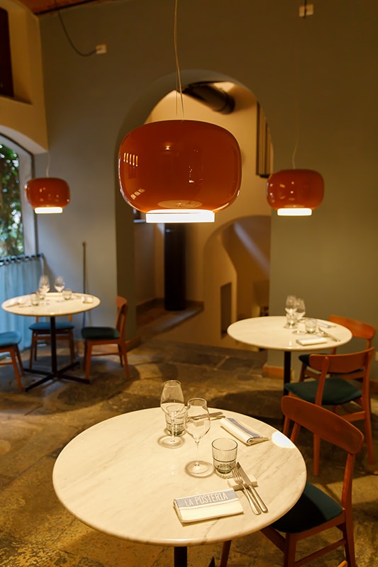 Immagine contenente lampade di design di un progetto o in vendita presso Casa delle lampadine